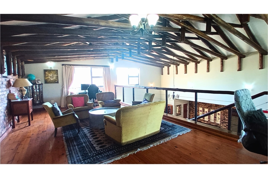 5 Bedroom Property for Sale in Gonubie Eastern Cape